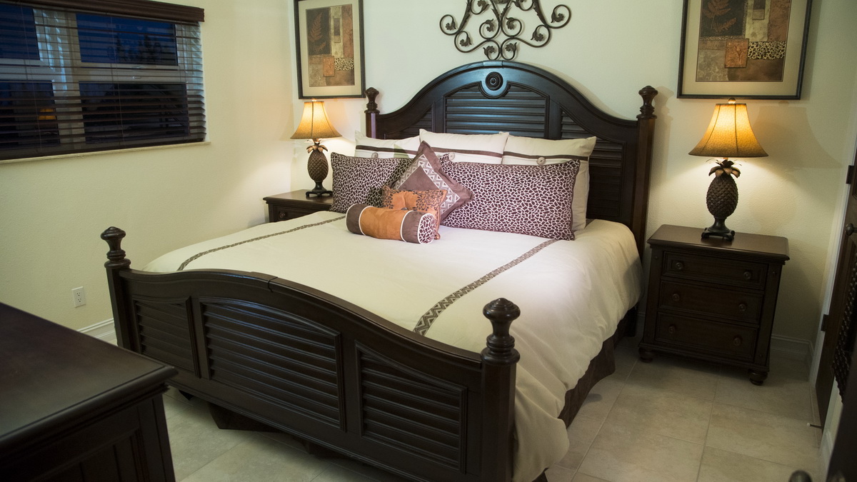 blue marlin cove queen bed