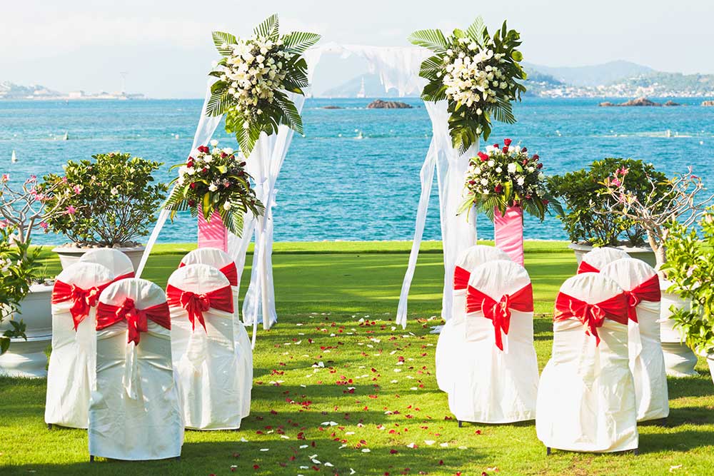 wedding ceremony in the bahamas