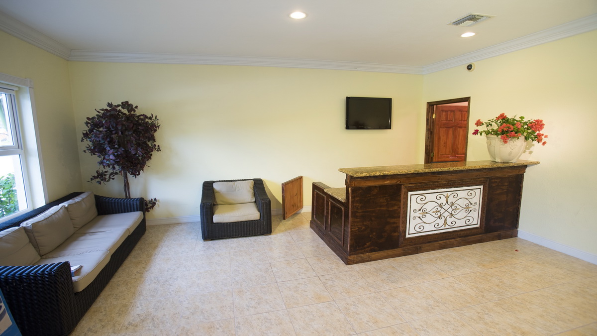 blue marlin cove  lobby reception desk